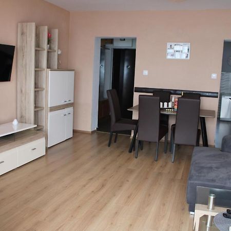 Apartman Lovro Рийека Екстериор снимка