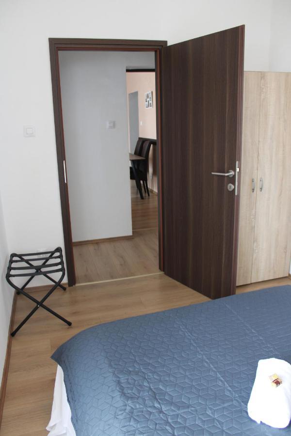 Apartman Lovro Рийека Екстериор снимка